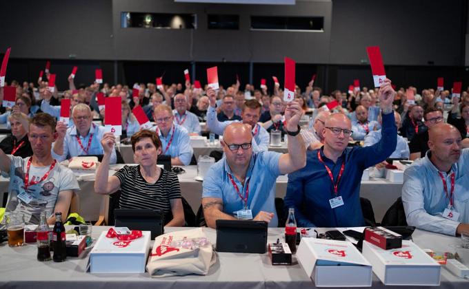 /media/izhjniwx/afstemning-1.jpg?rxy=0.50604332509391,0.4671280276816609&width=680&height=420&v=1daf71d805e58f0